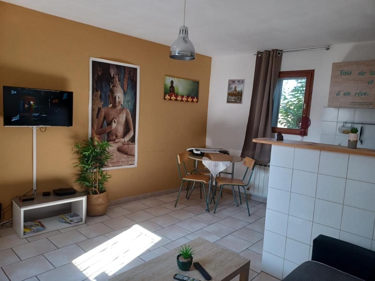 Jolie Petite Maison Idealement Situee アルル エクステリア 写真